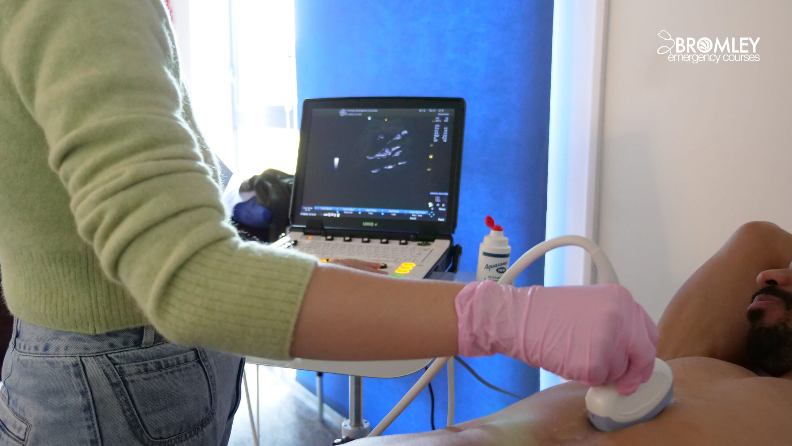 Core Emergency Ultrasound (Level 1) Core Emergency Ultrasound Course in Leeds